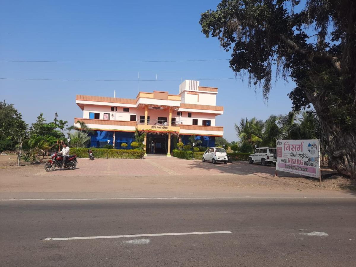 Hotel Nisarg Lodging And Restaurant Aurangabad  Exterior foto