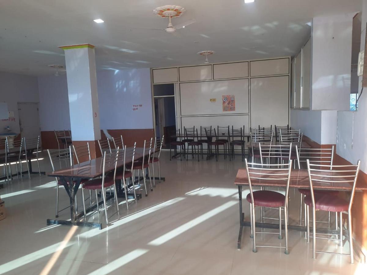 Hotel Nisarg Lodging And Restaurant Aurangabad  Exterior foto