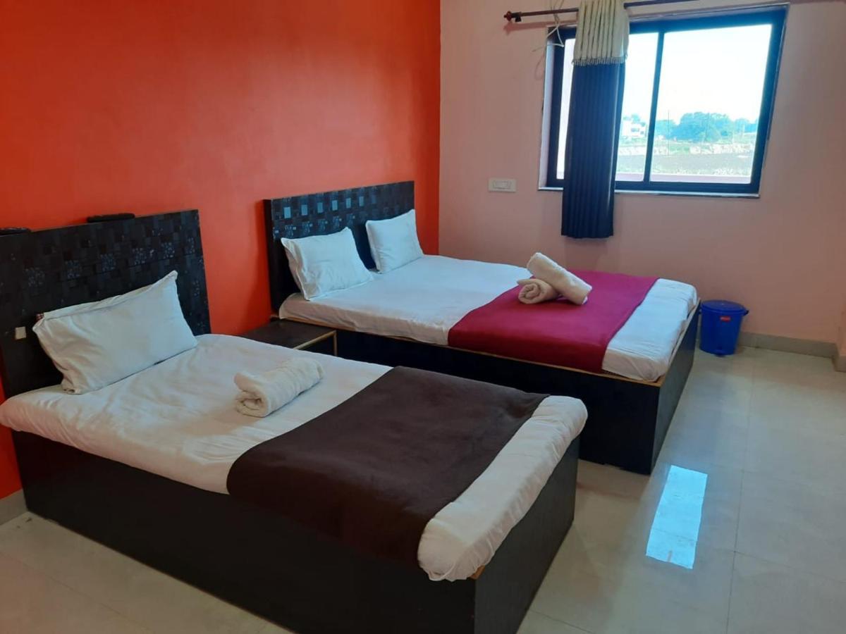 Hotel Nisarg Lodging And Restaurant Aurangabad  Exterior foto