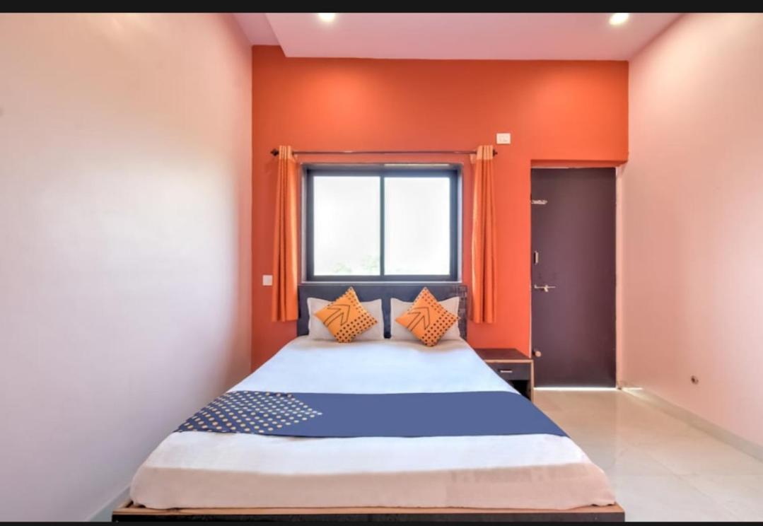 Hotel Nisarg Lodging And Restaurant Aurangabad  Exterior foto